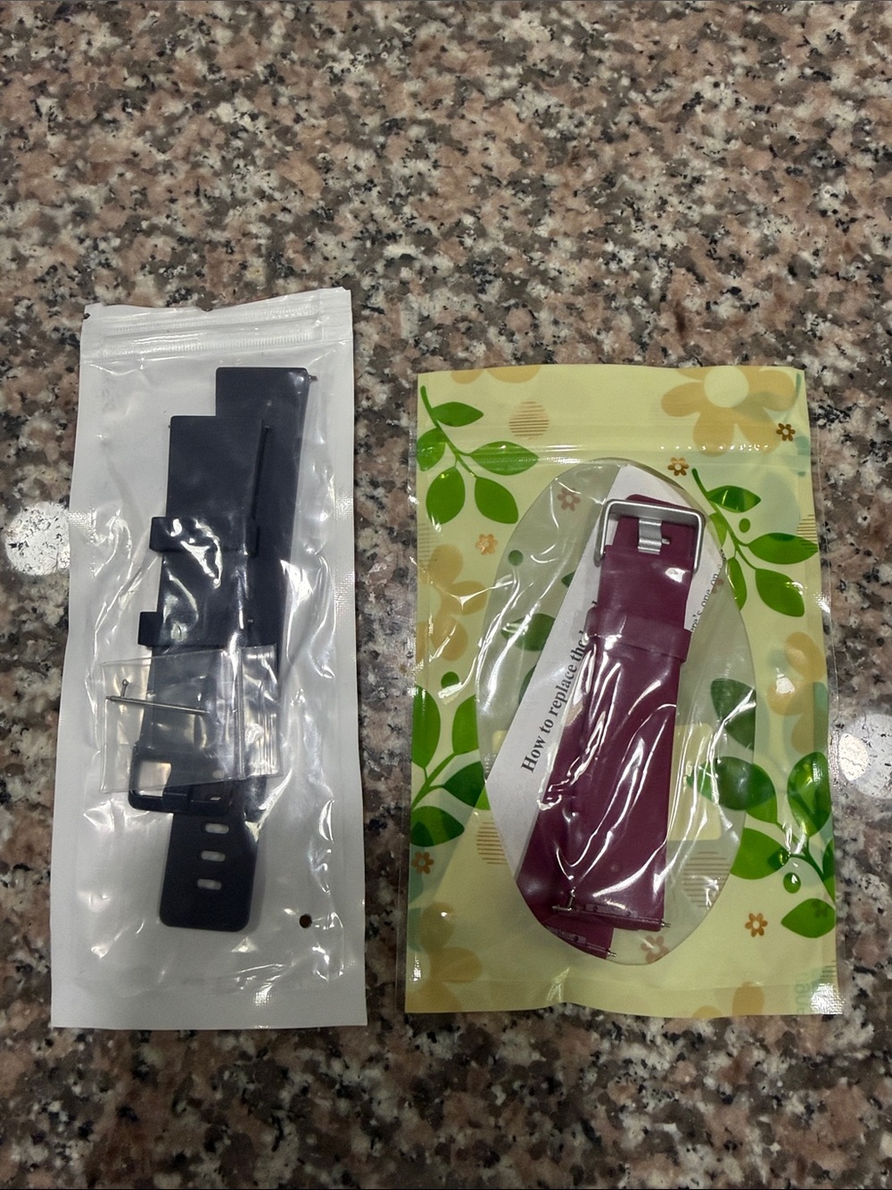 fitbit Replacement Silicone Bands in Black and Plum
